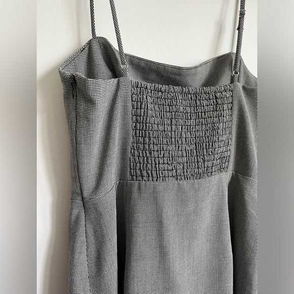 Aritzia Wilfred New Classic 90s Spaghetti Straps Mini Dress - Black White - US 8 - Picture 4 of 8